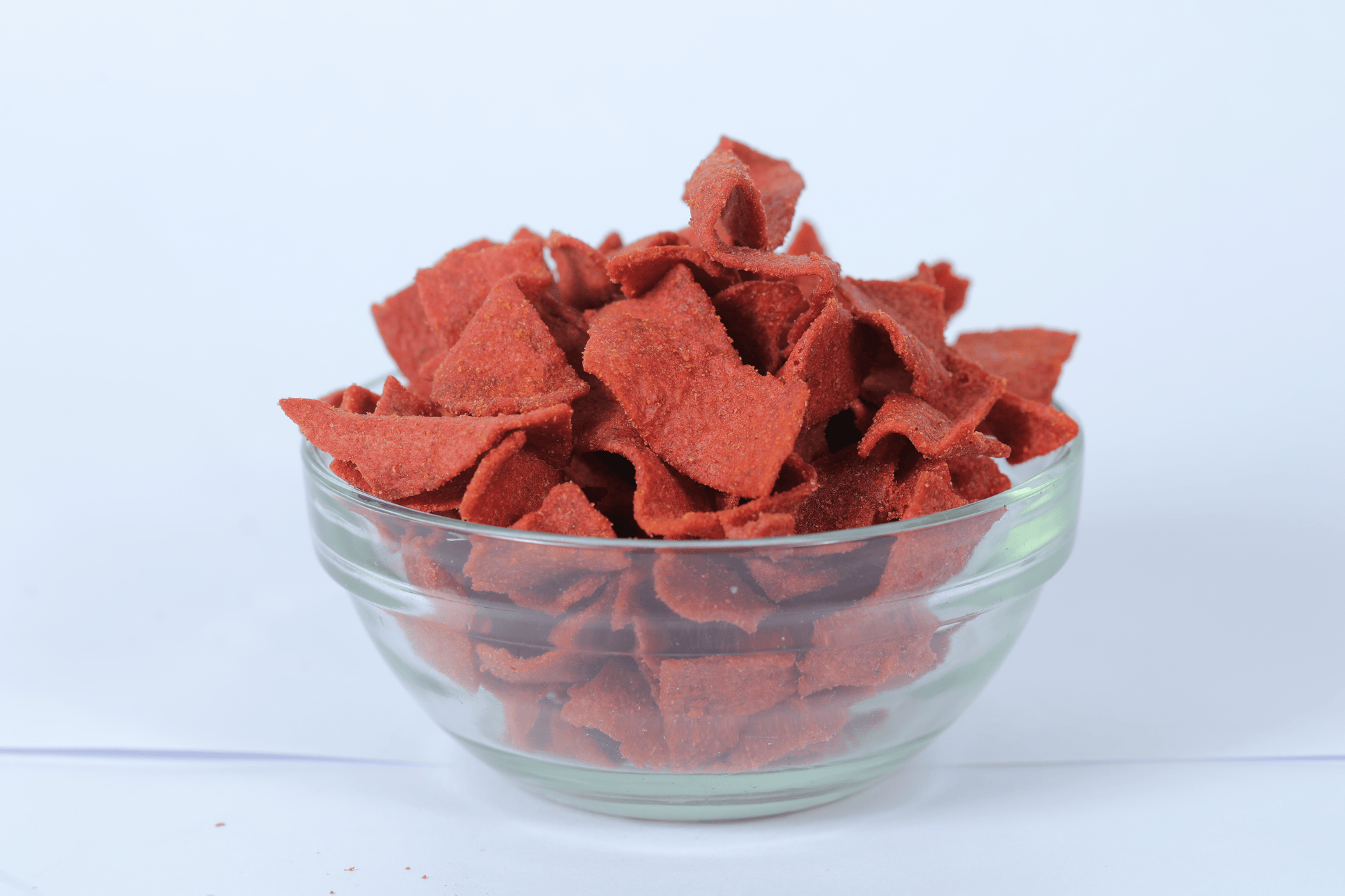 Healthy gluten-free beetroot chips by Brochips