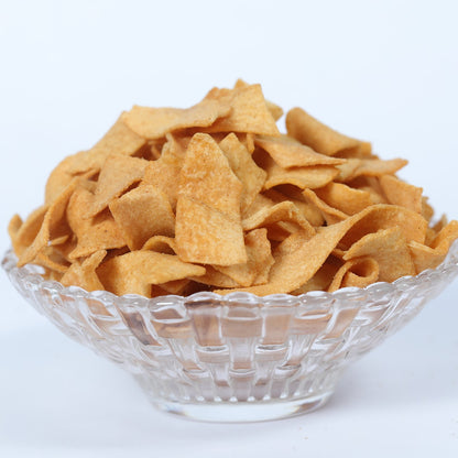 Spicy gluten-free quinoa chips by Brochips